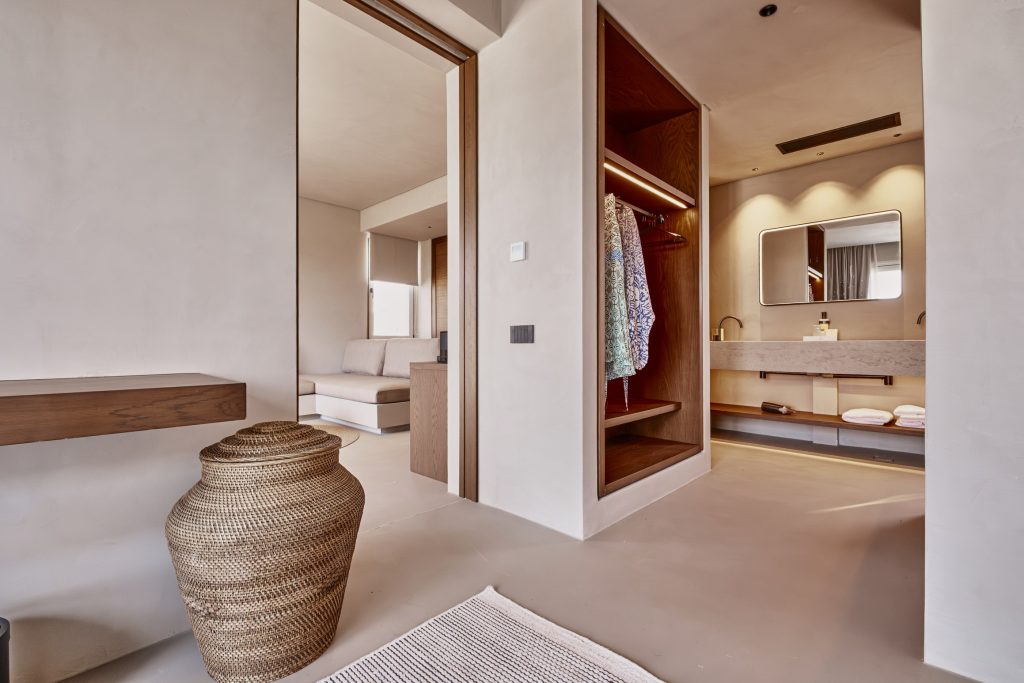 gardenGarden-ovea-luxury-hotel-naousa-paros-15